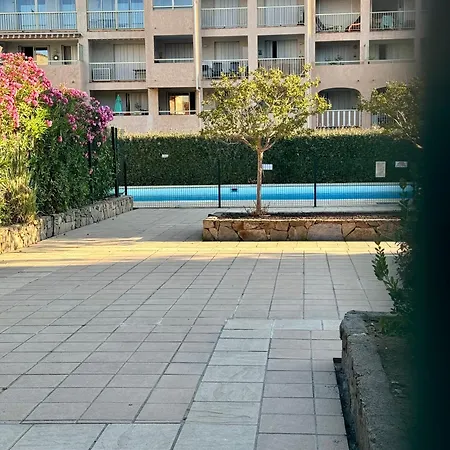 Rez-de-chaussee * Sainte-Maxime
